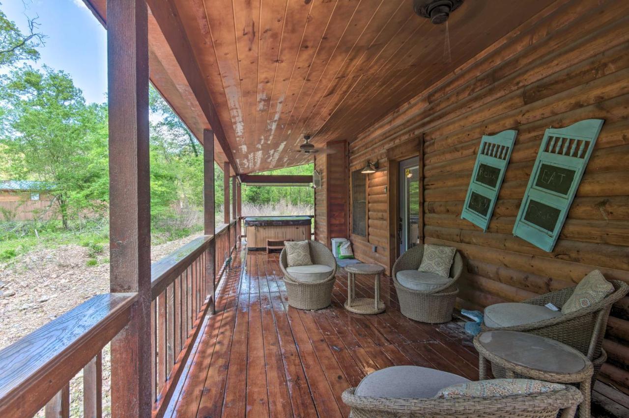 Cabin With Hot Tub - Near Broken Bow Lake And Hiking! المظهر الخارجي الصورة